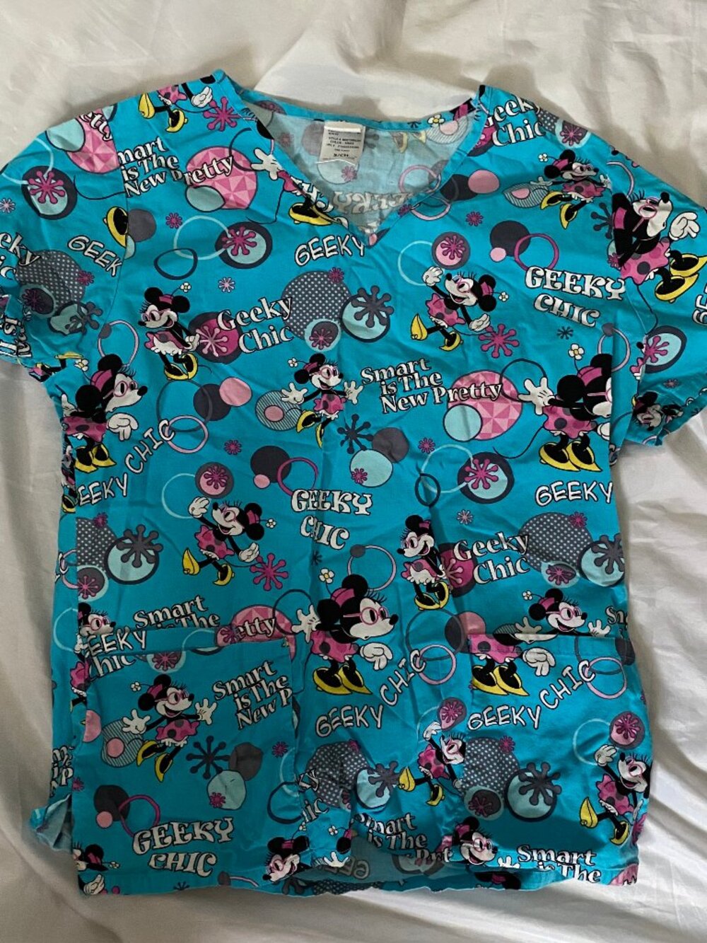 Disney Geeky Chic Minnie Mouse Scrub Top Women's Size Small